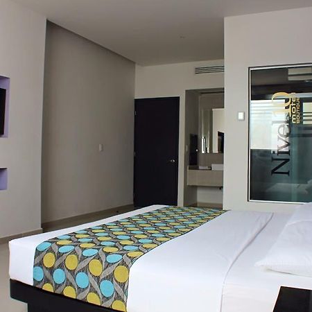 Nivel 10 Hotell Manzanillo Eksteriør bilde