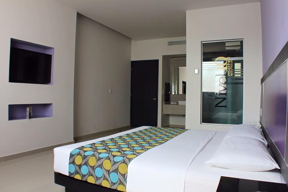 Nivel 10 Hotell Manzanillo Eksteriør bilde